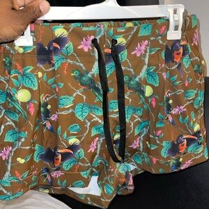 Kavu Tempic Short Women Kamea Tropical Bird Print Size Large NWOT